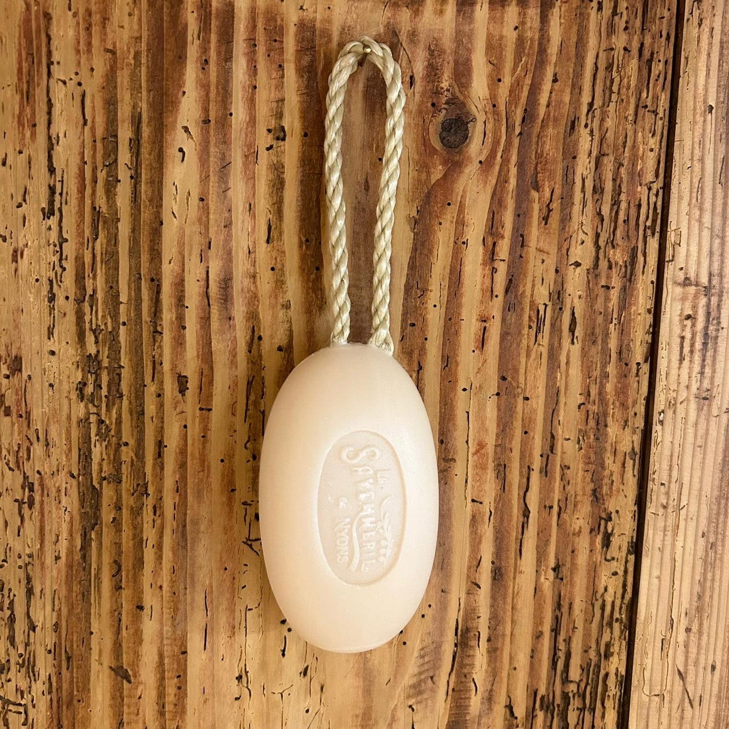 Savon sur corde "Lait de chèvre" BIO