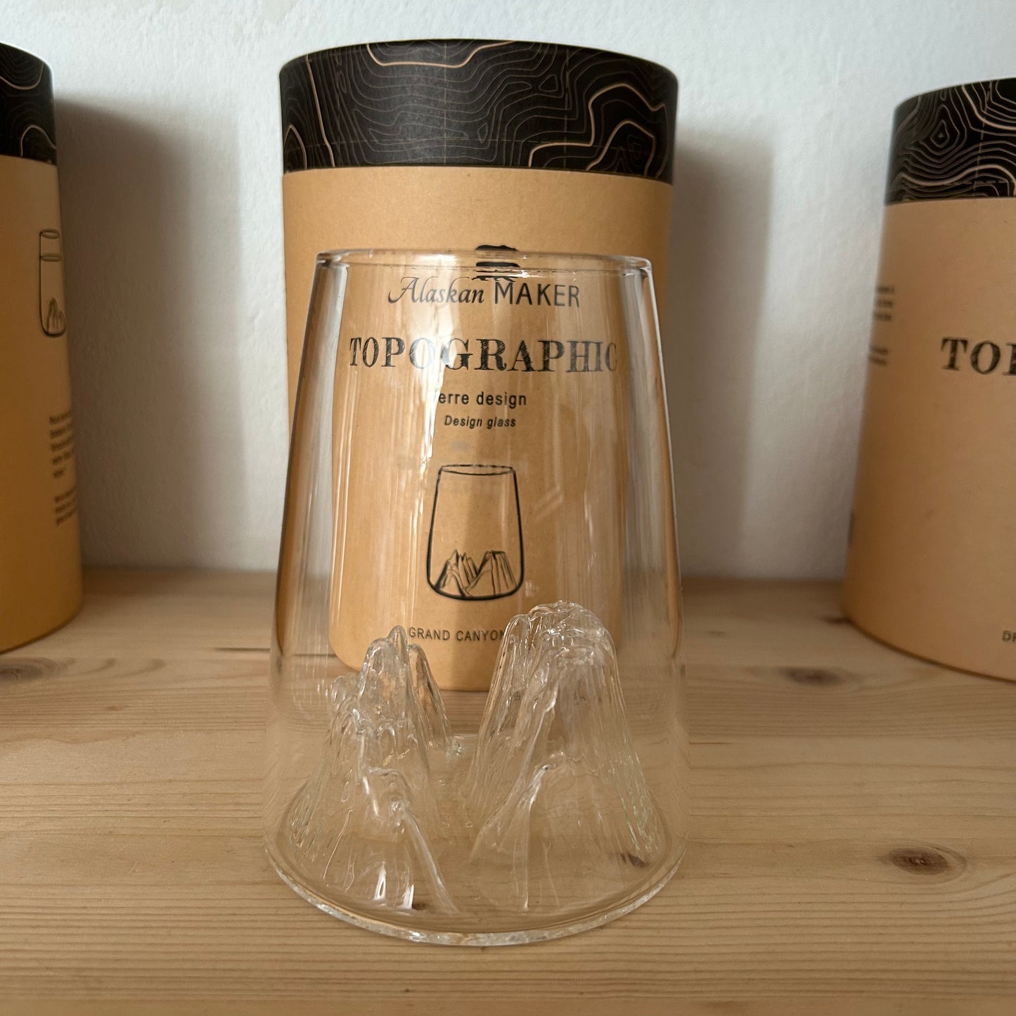 Verre design topographic