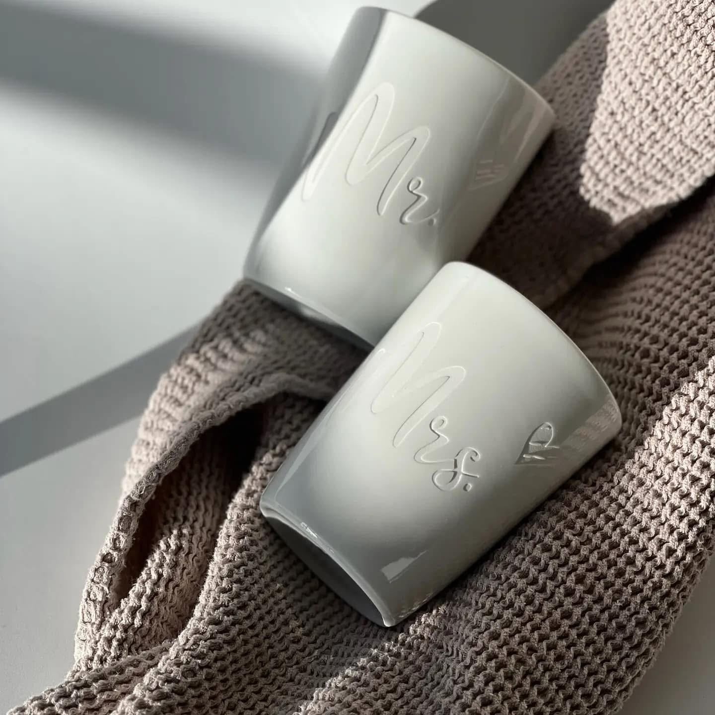 Duo de Mugs en porcelaine « Mrs & Mr »