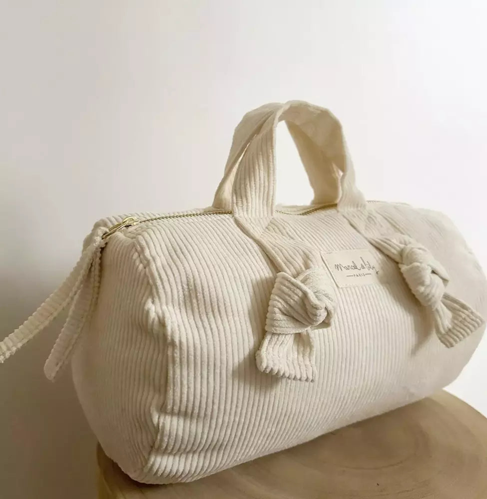 Trousse de toilette en "velours polochon"