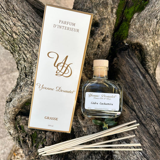 Diffuseur de Parfum d’ambiance "Cèdre Cachemire"